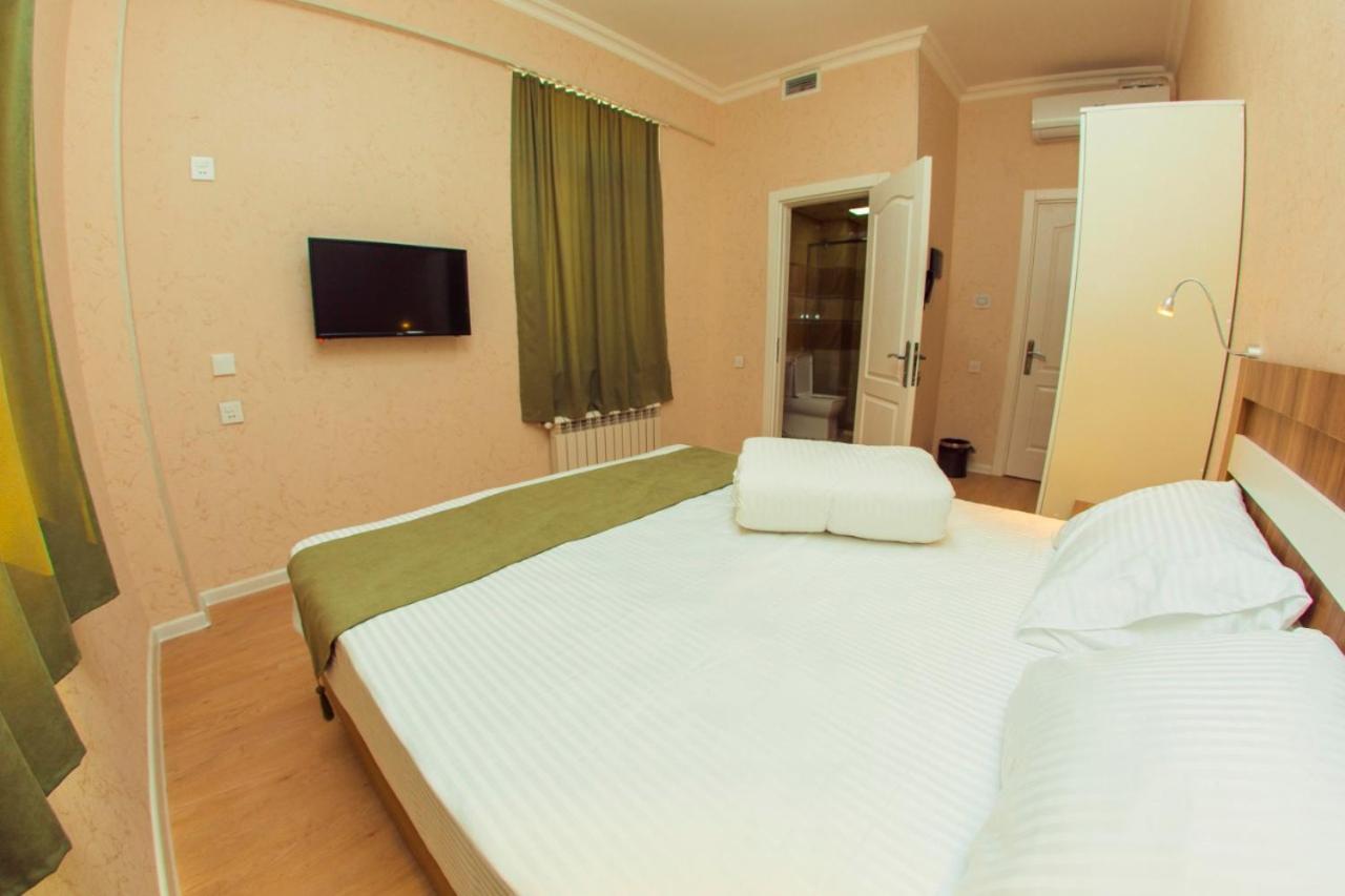 Alfa Hotel Bakoe Buitenkant foto