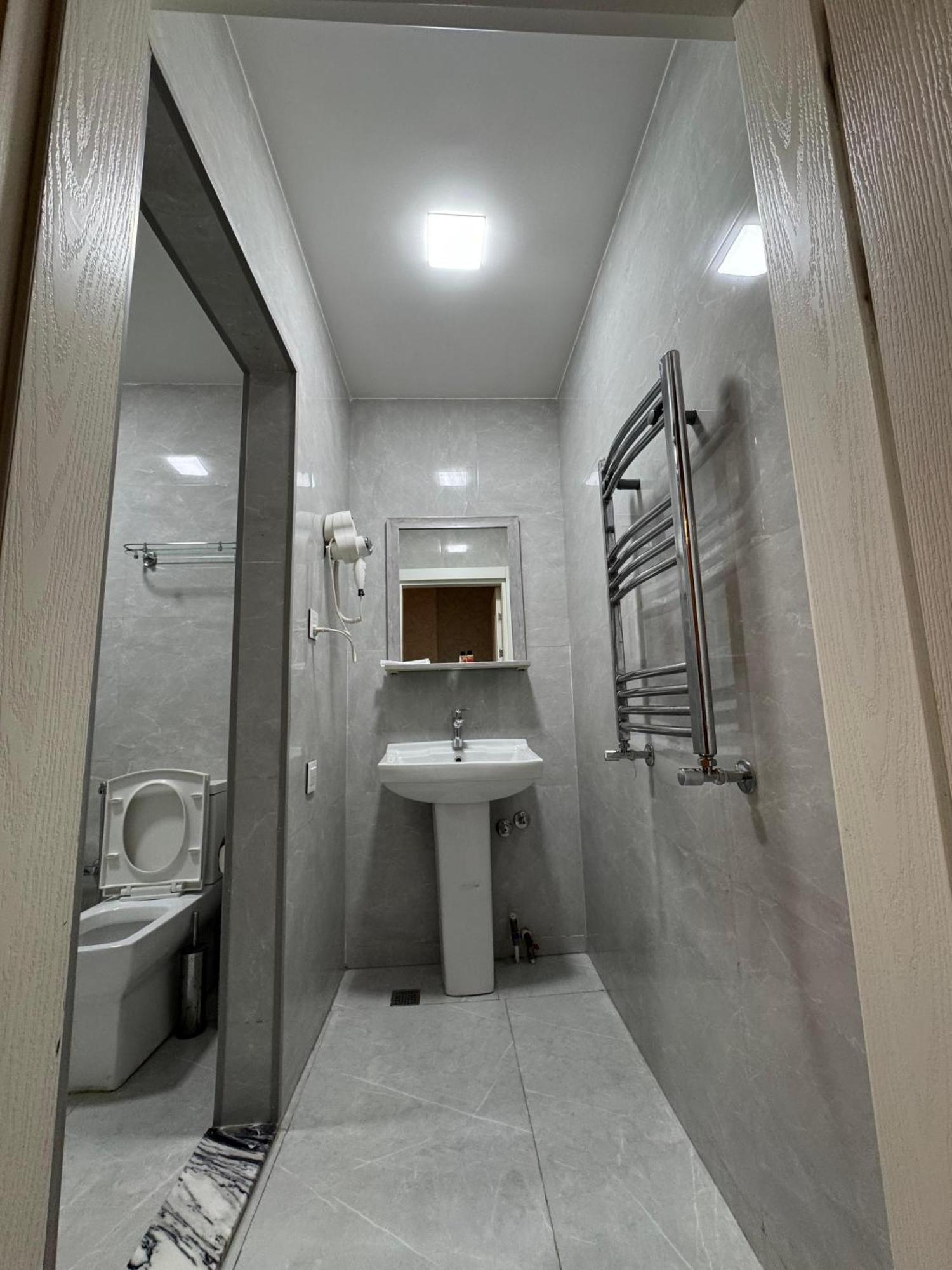 Alfa Hotel Bakoe Buitenkant foto