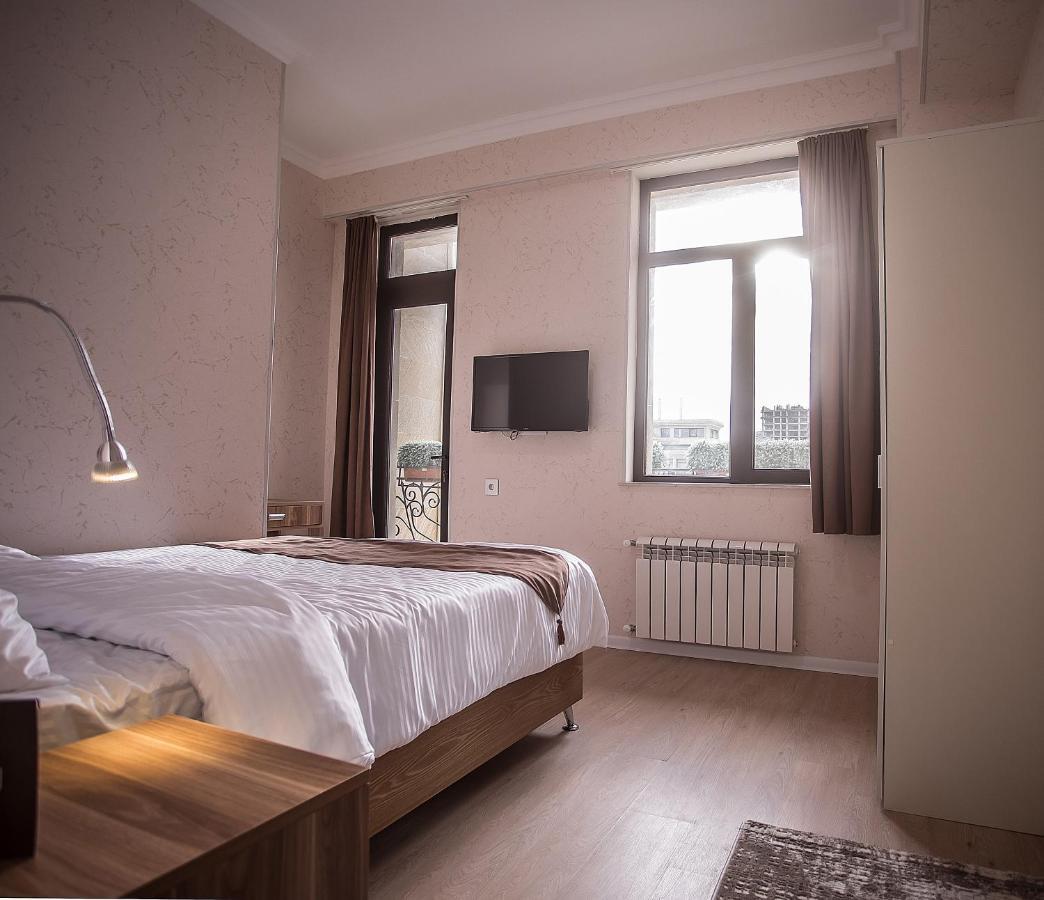 Alfa Hotel Bakoe Buitenkant foto